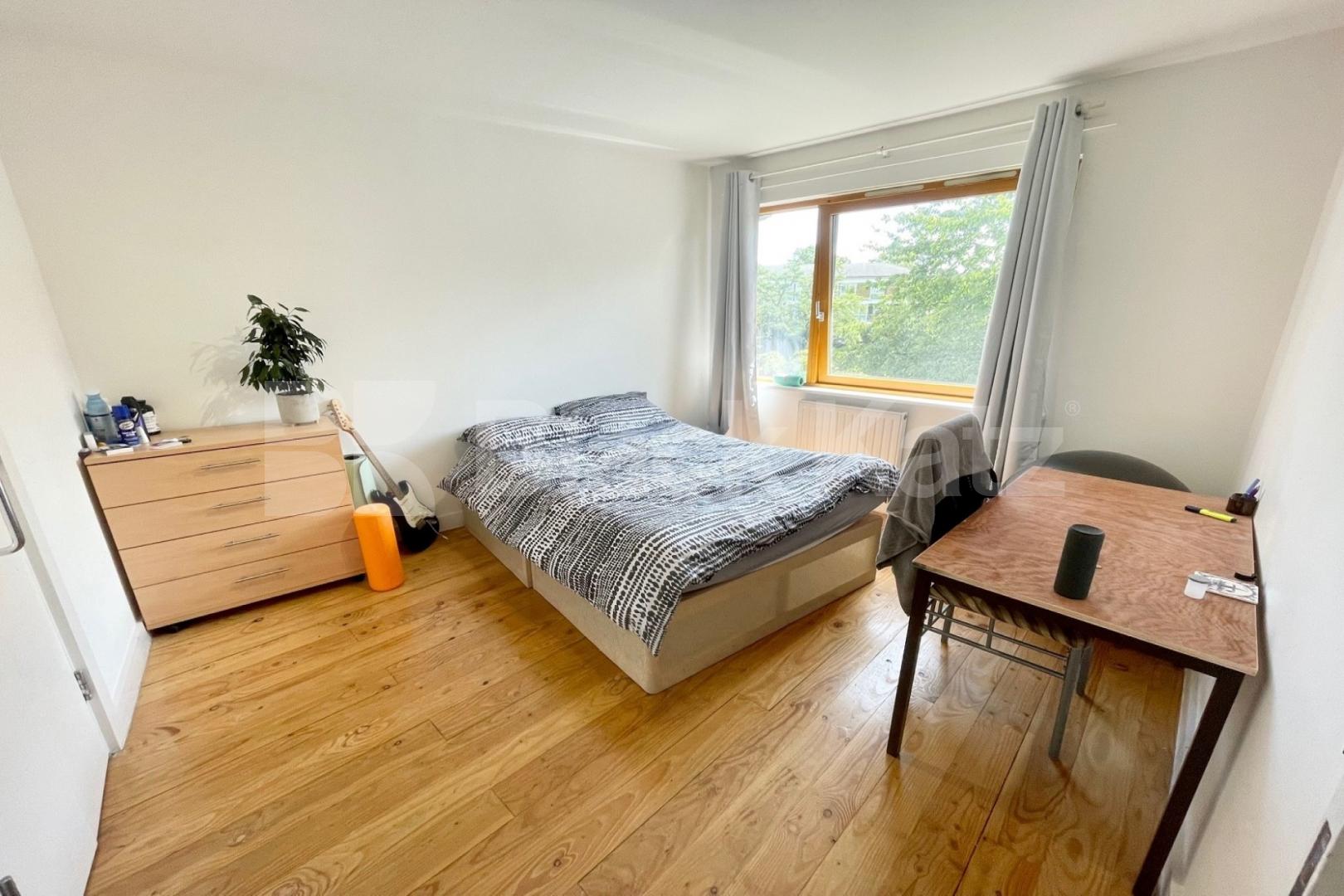 Offering size (936 Sq.Ft.), quality and location Boatemah Walk, Brixton